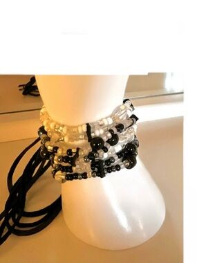 🆕🎁🇨🇦set of 4 aboriginal art bracelets w/a twist in leather & beads- Canada made